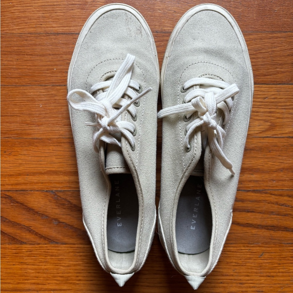 Everlane Beige Canvas Lace-Up Sneakers